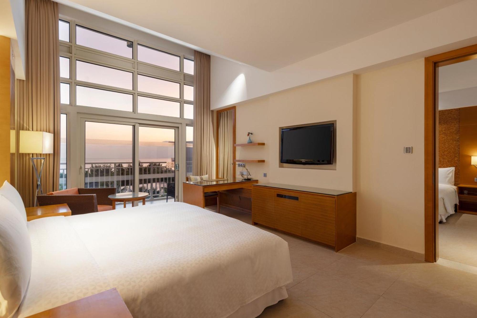 Four Points By Sheraton Shenzhou Peninsula Resort Wanning Eksteriør billede