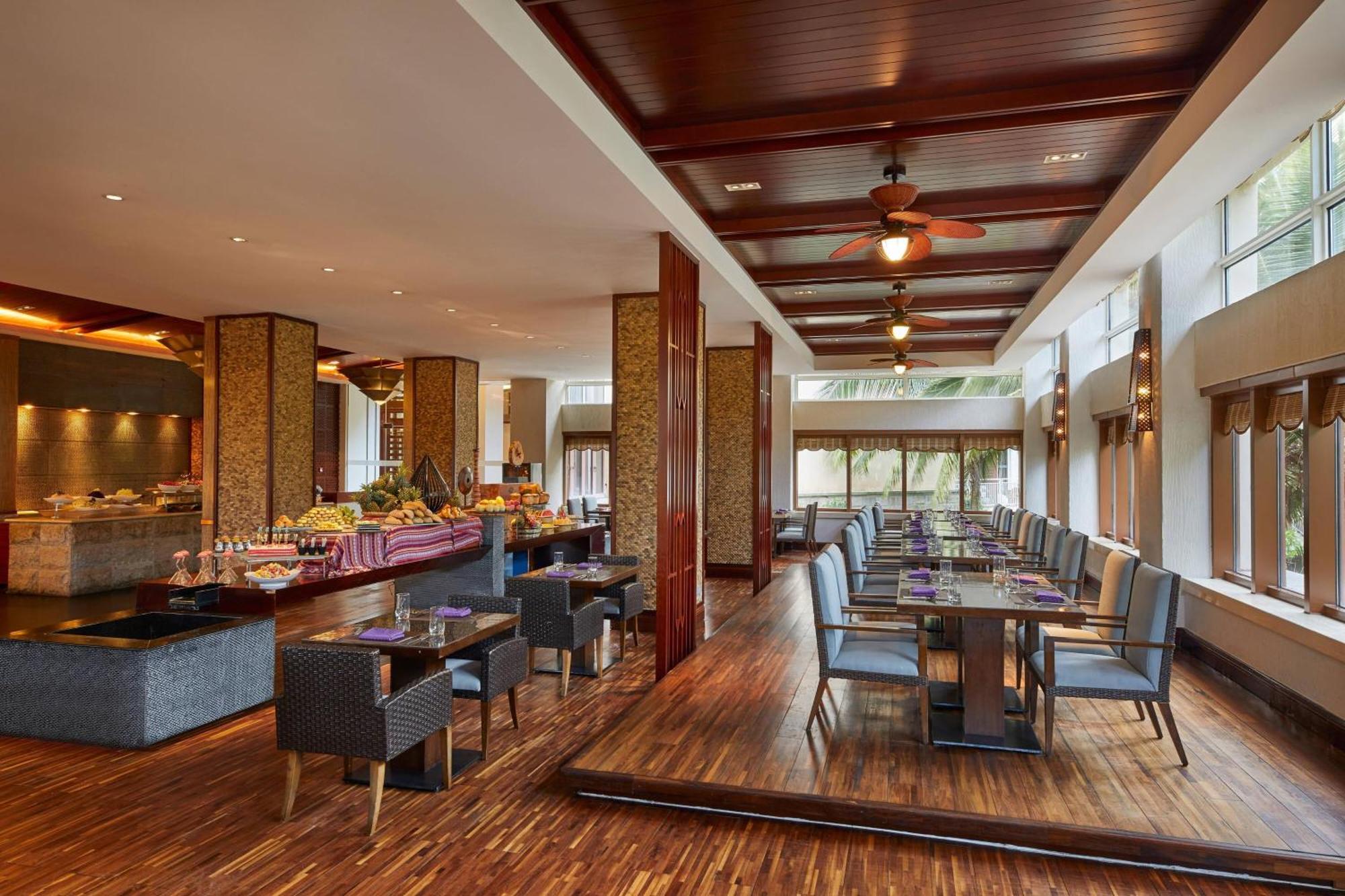 Four Points By Sheraton Shenzhou Peninsula Resort Wanning Eksteriør billede